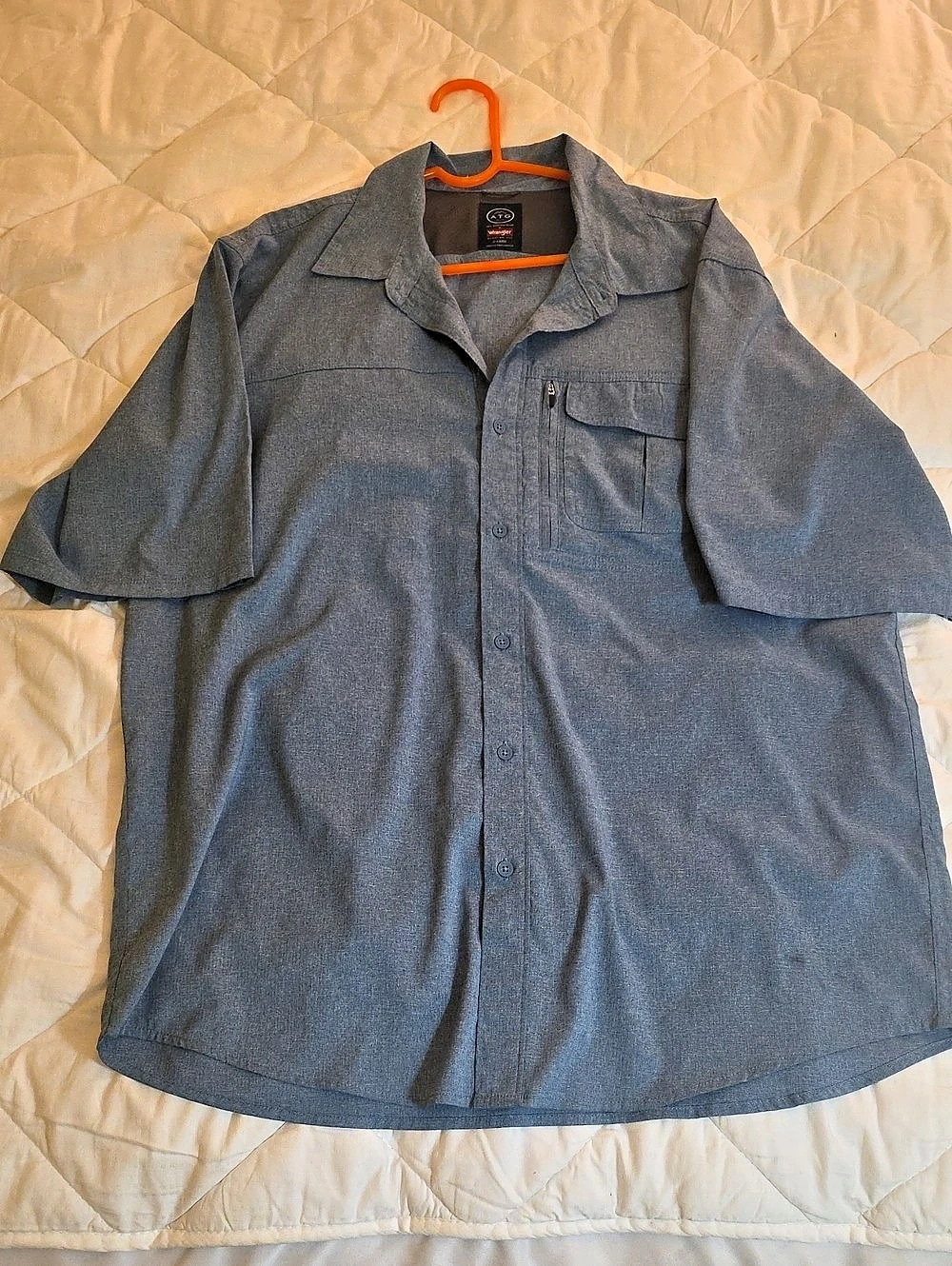 Wrangler ATG All Terrain Gear Regular Fit Men's Blue Short Sleeve Shirt Size XL